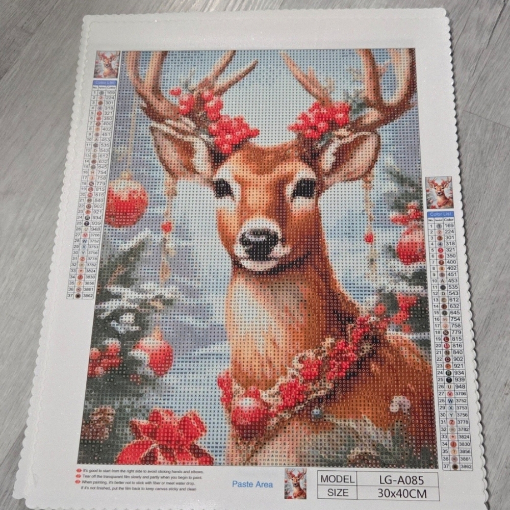 Berry Reindeer DIY 5D Full Round Drill Diamond Painting